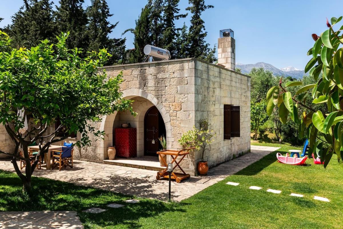 Villa Aloni Filippos ภายนอก รูปภาพ