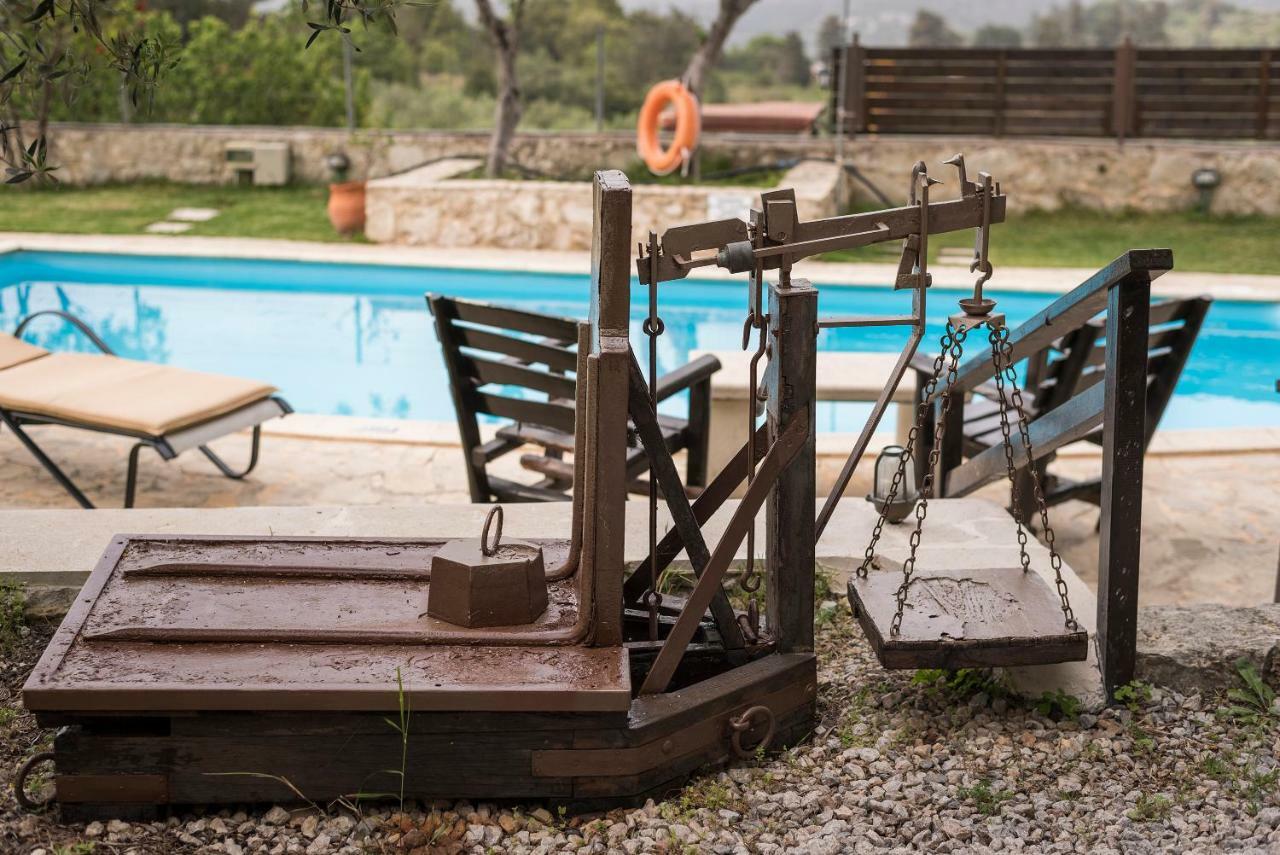 Villa Aloni Filippos ภายนอก รูปภาพ